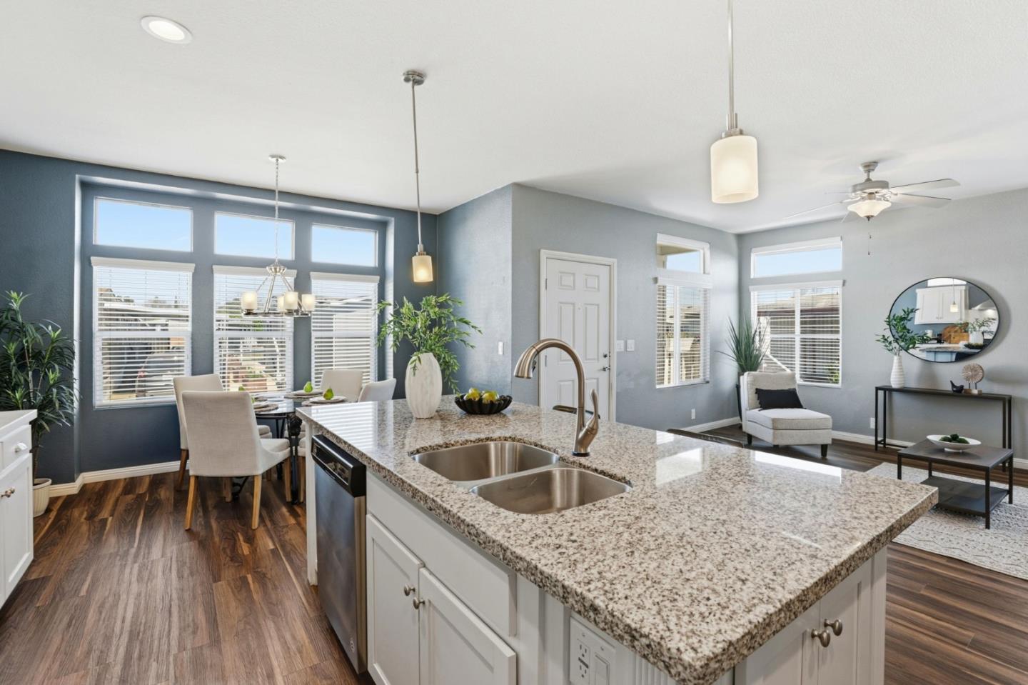 Detail Gallery Image 12 of 40 For 500 West 10th St #112,  Gilroy,  CA 95020 - 3 Beds | 2 Baths