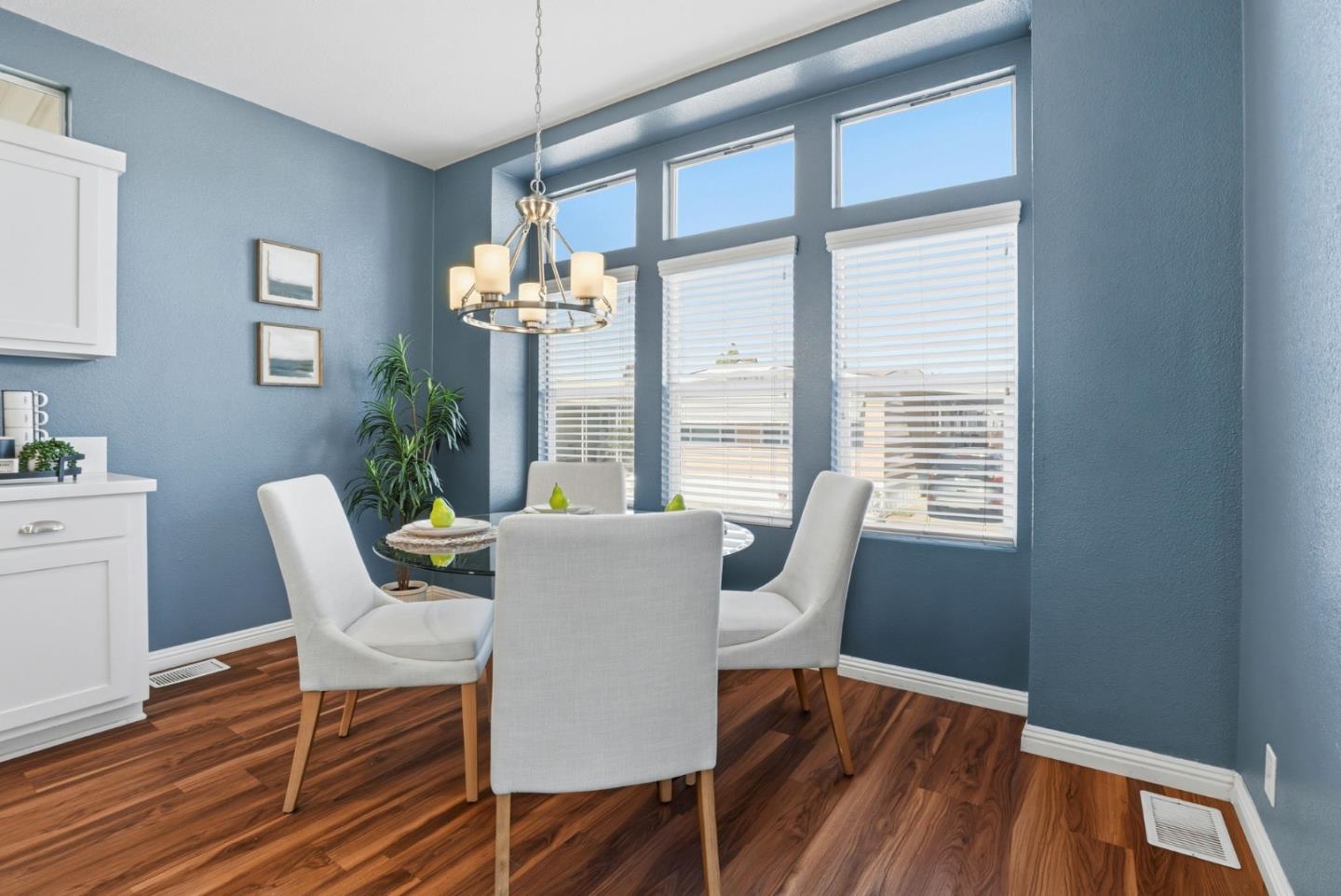 Detail Gallery Image 16 of 40 For 500 West 10th St #112,  Gilroy,  CA 95020 - 3 Beds | 2 Baths