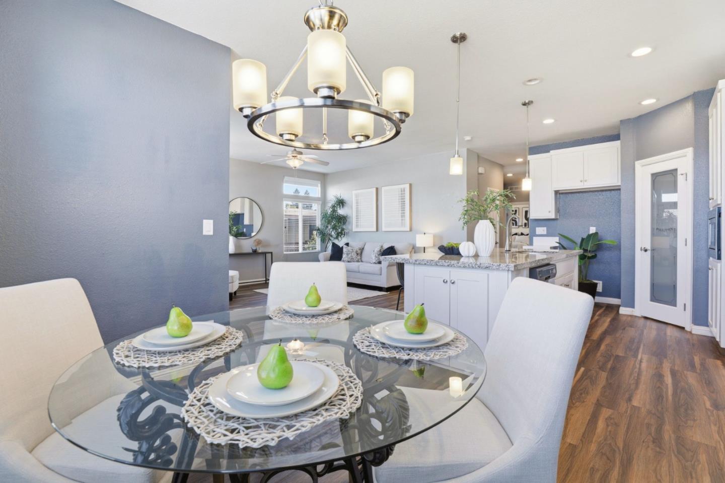 Detail Gallery Image 17 of 40 For 500 West 10th St #112,  Gilroy,  CA 95020 - 3 Beds | 2 Baths