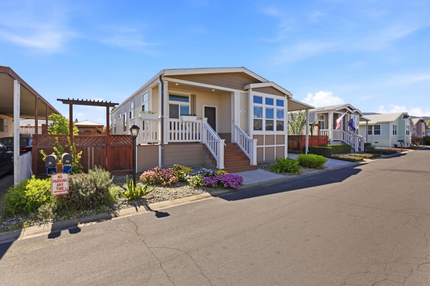 Detail Gallery Image 2 of 40 For 500 West 10th St #112,  Gilroy,  CA 95020 - 3 Beds | 2 Baths