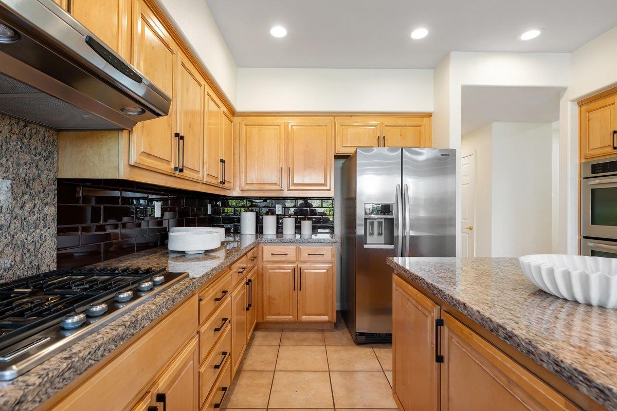 Detail Gallery Image 22 of 103 For 2231 Quail Bluff Ct, San Jose,  CA 95121 - 4 Beds | 4 Baths