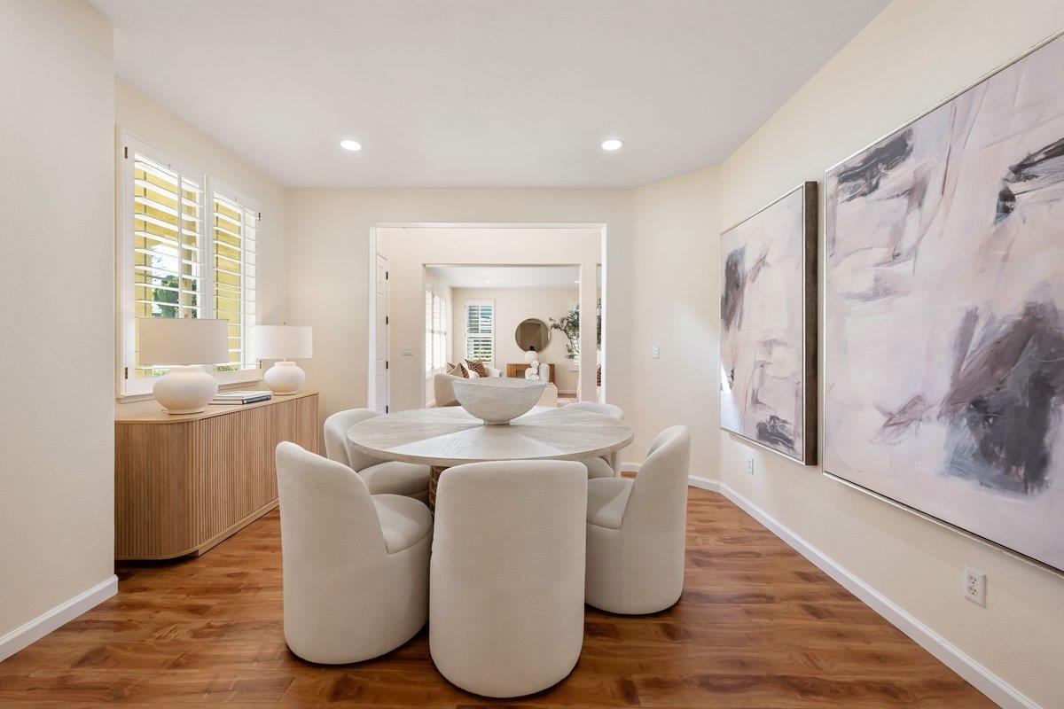 Detail Gallery Image 24 of 103 For 2231 Quail Bluff Ct, San Jose,  CA 95121 - 4 Beds | 4 Baths