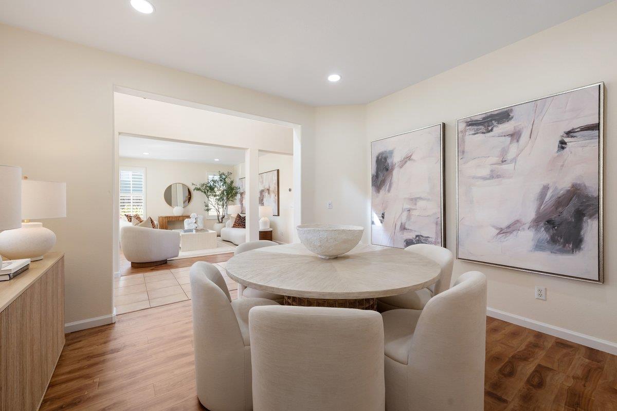 Detail Gallery Image 25 of 103 For 2231 Quail Bluff Ct, San Jose,  CA 95121 - 4 Beds | 4 Baths