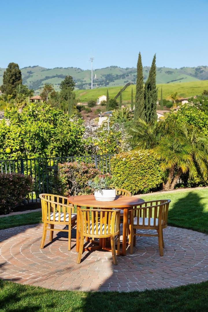 Detail Gallery Image 80 of 103 For 2231 Quail Bluff Ct, San Jose,  CA 95121 - 4 Beds | 4 Baths