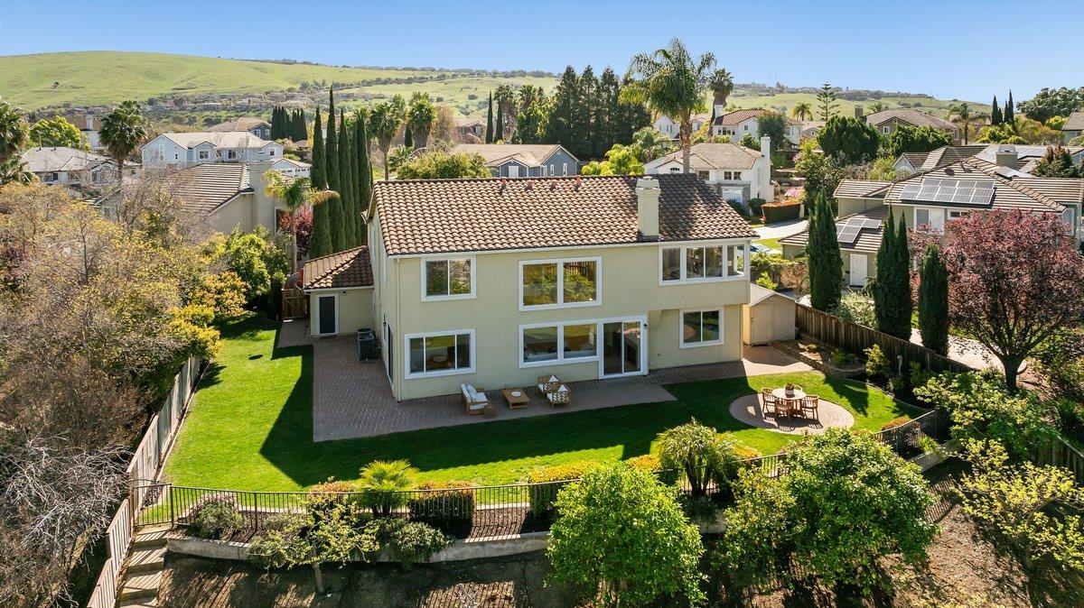 Detail Gallery Image 90 of 103 For 2231 Quail Bluff Ct, San Jose,  CA 95121 - 4 Beds | 4 Baths