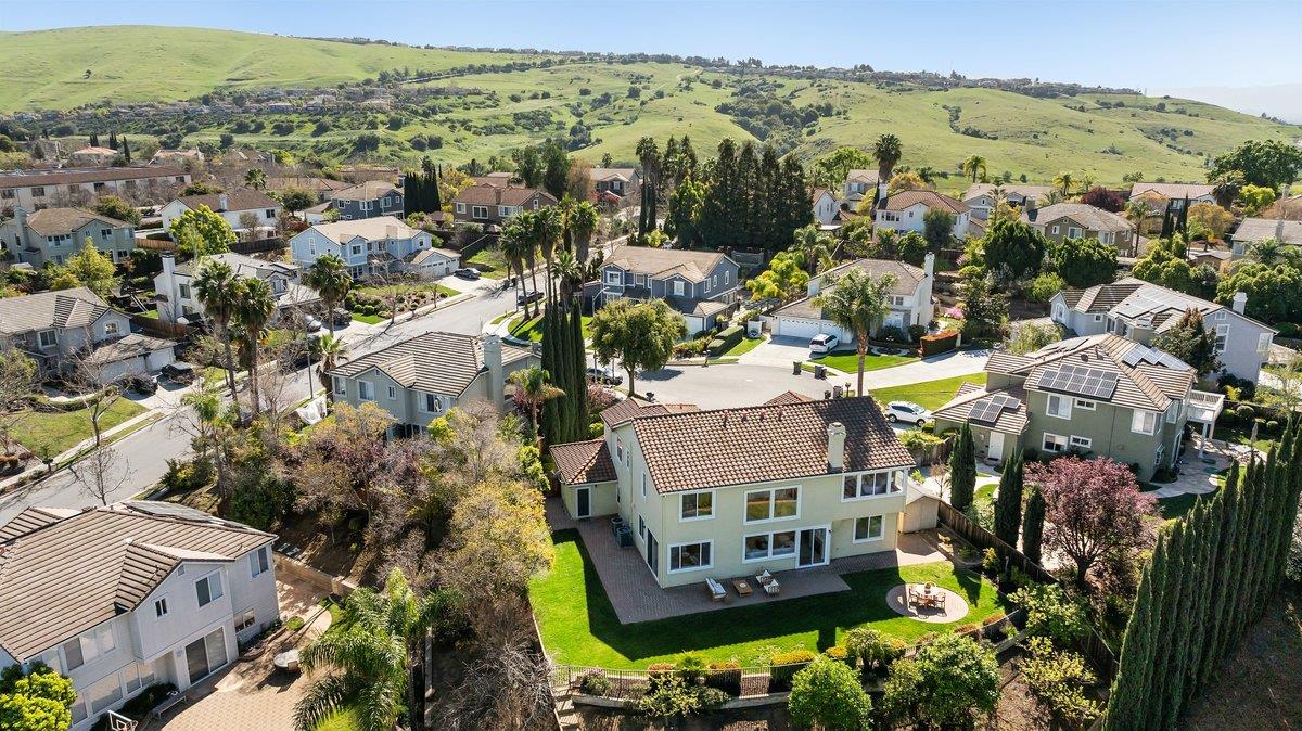 Detail Gallery Image 92 of 103 For 2231 Quail Bluff Ct, San Jose,  CA 95121 - 4 Beds | 4 Baths