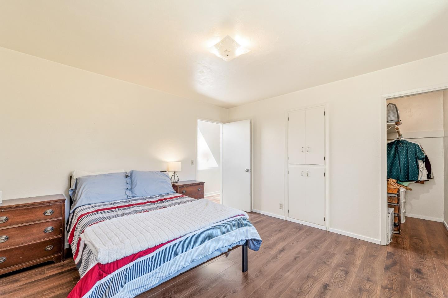 Detail Gallery Image 10 of 36 For 77 Laureles Grade, Salinas,  CA 93908 - 4 Beds | 3 Baths