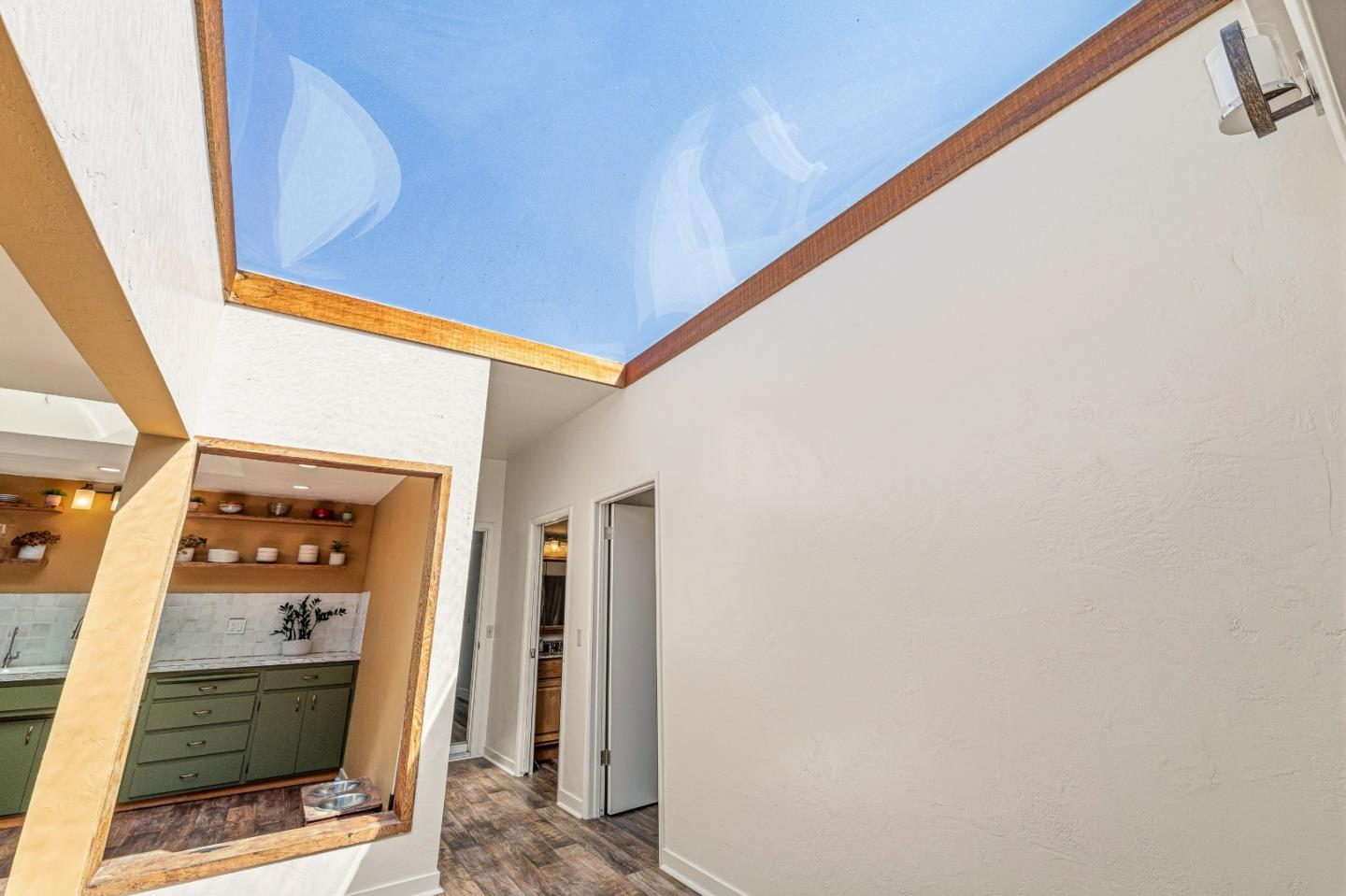 Detail Gallery Image 13 of 36 For 77 Laureles Grade, Salinas,  CA 93908 - 4 Beds | 3 Baths