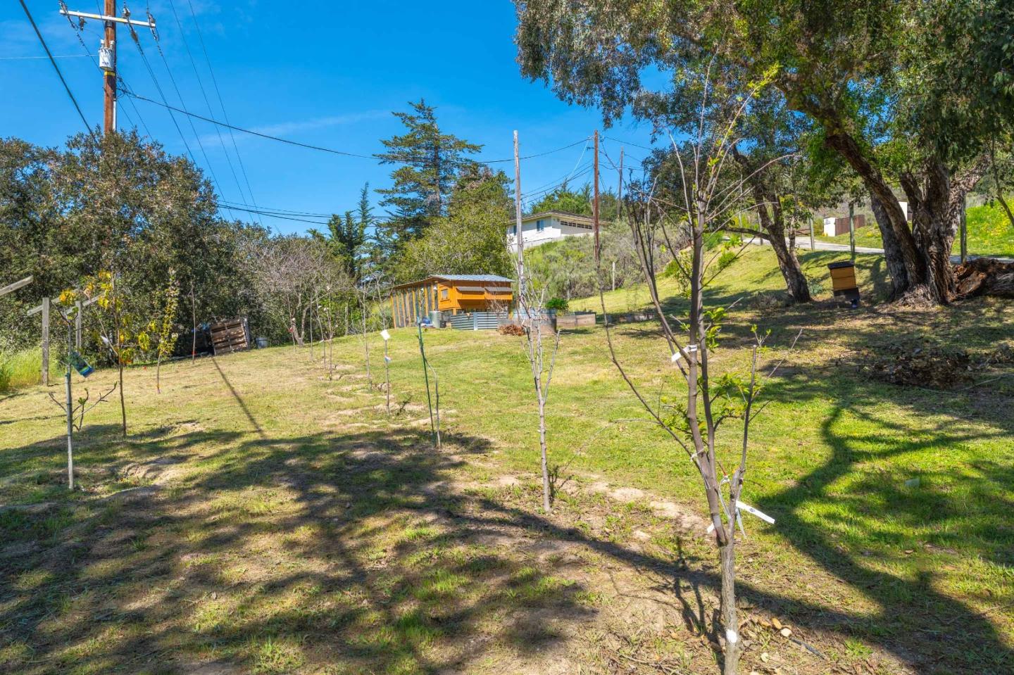 Detail Gallery Image 24 of 36 For 77 Laureles Grade, Salinas,  CA 93908 - 4 Beds | 3 Baths