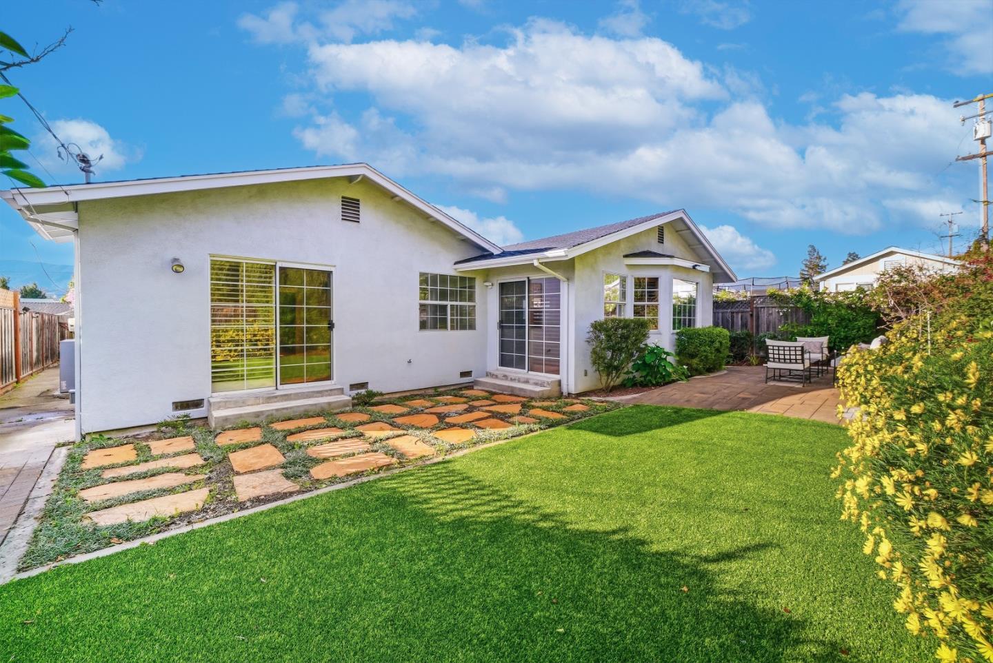 Detail Gallery Image 34 of 44 For 2163 Woodard Rd, San Jose,  CA 95124 - 3 Beds | 2 Baths