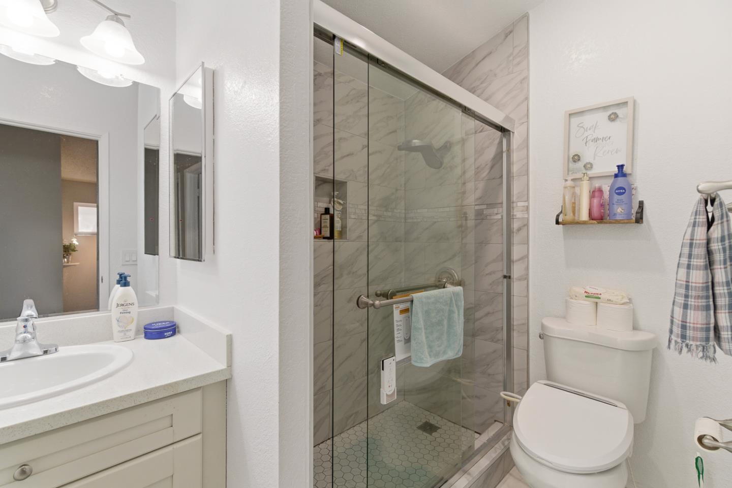 Detail Gallery Image 21 of 31 For 3550 Carter #126,  South San Francisco,  CA 94080 - 3 Beds | 2/1 Baths