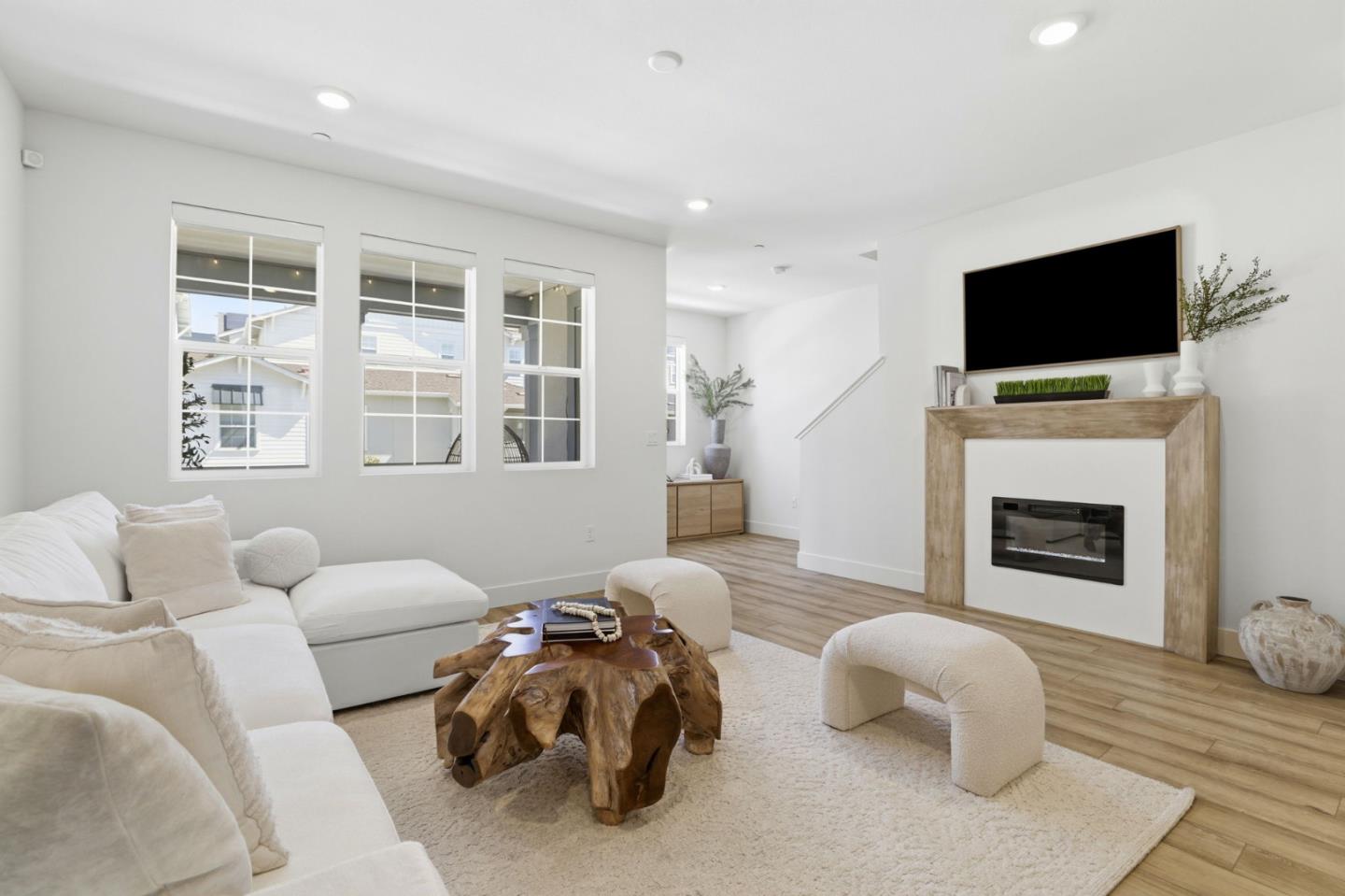 Detail Gallery Image 12 of 38 For 37460 Bowline Rd, Newark,  CA 94560 - 4 Beds | 3/1 Baths