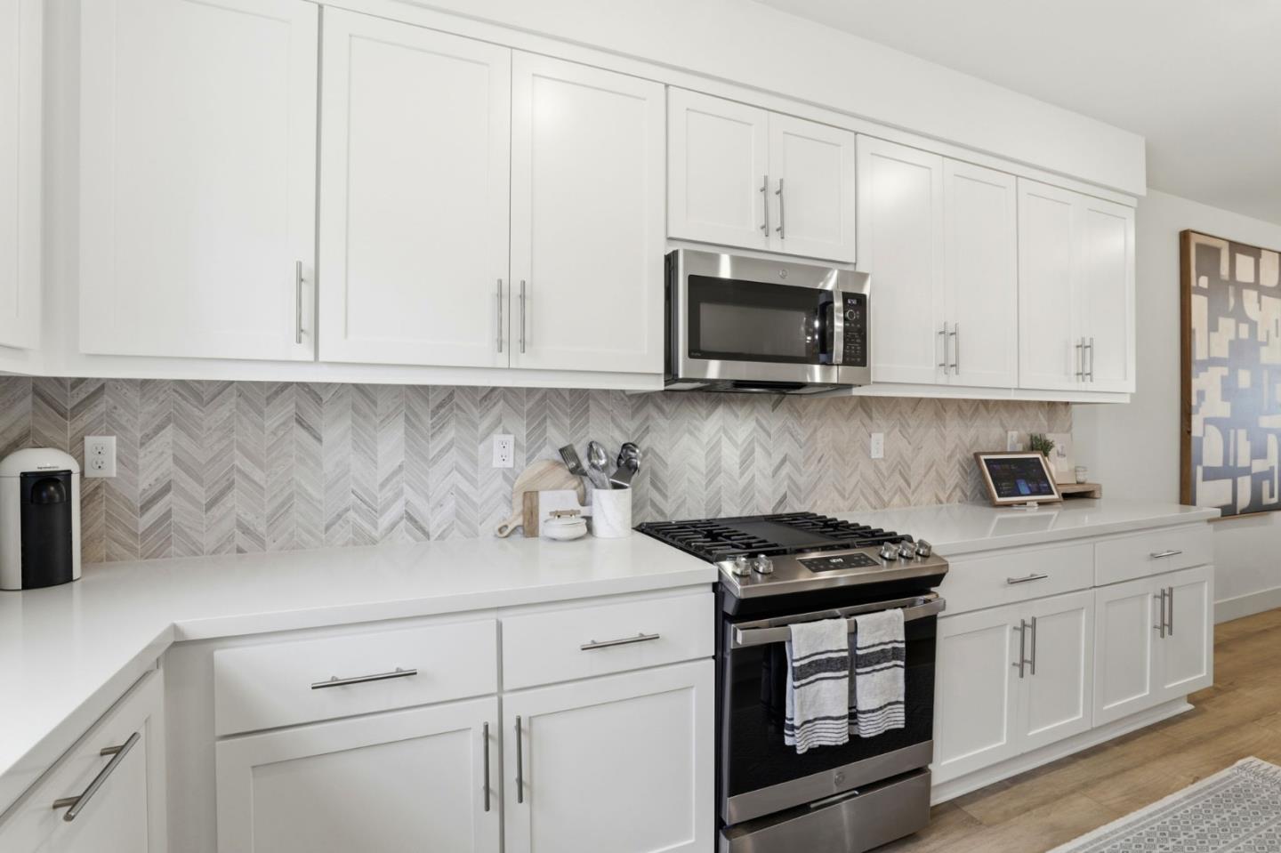 Detail Gallery Image 8 of 38 For 37460 Bowline Rd, Newark,  CA 94560 - 4 Beds | 3/1 Baths