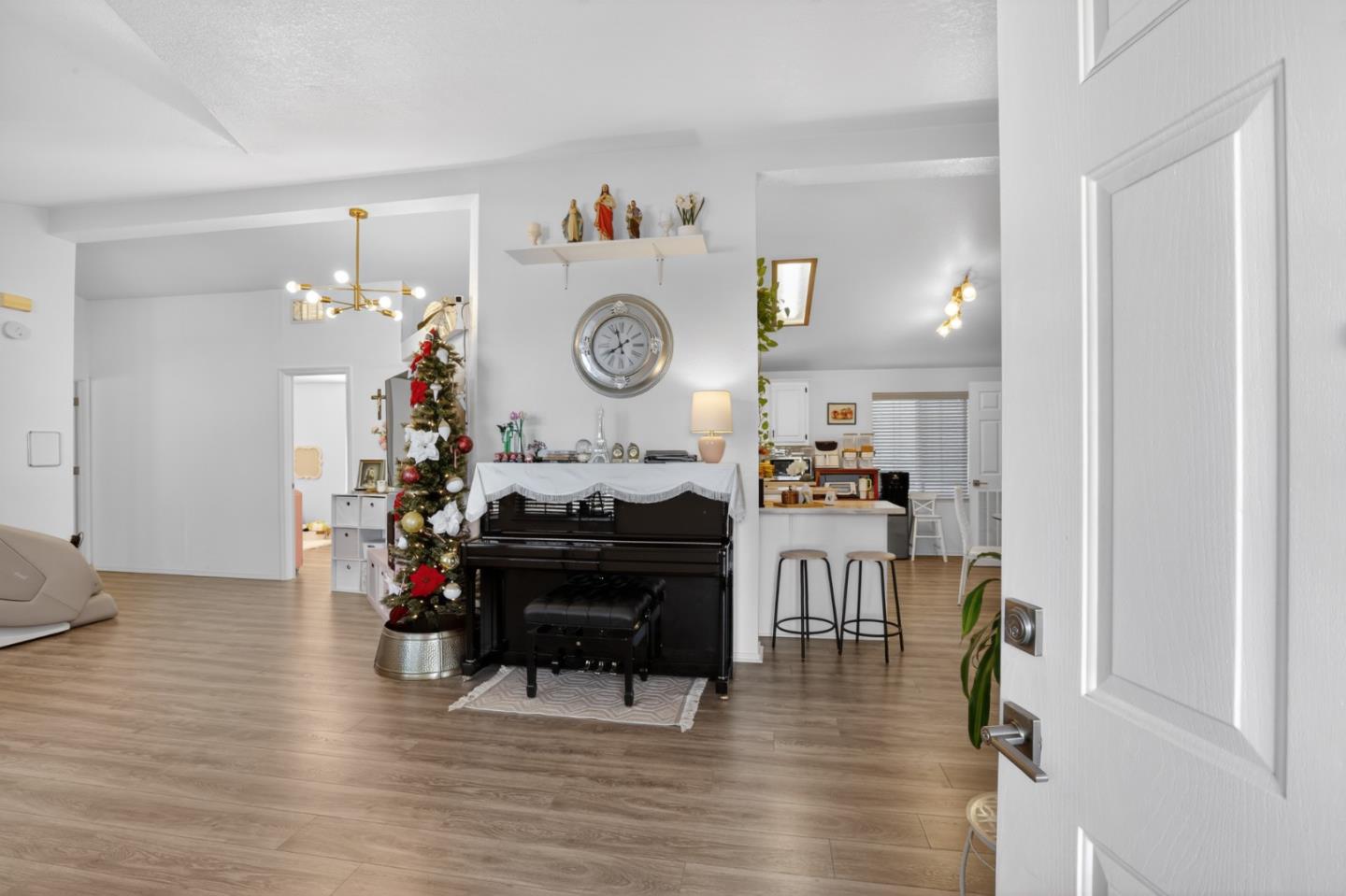 Detail Gallery Image 11 of 34 For 120 Dixon Landing #9,  Milpitas,  CA 95035 - 3 Beds | 2 Baths