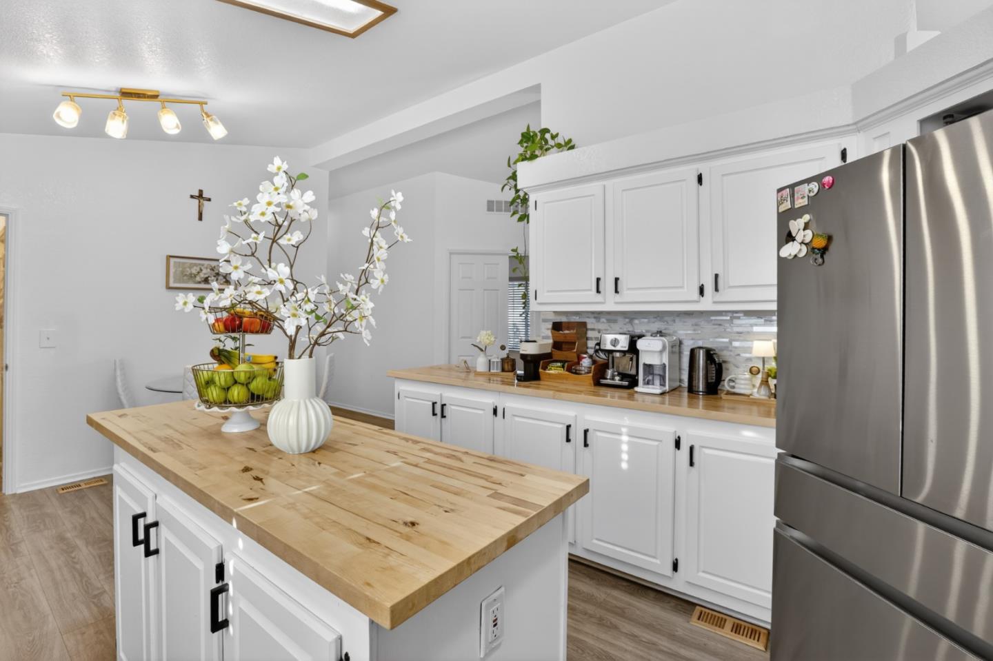 Detail Gallery Image 19 of 34 For 120 Dixon Landing #9,  Milpitas,  CA 95035 - 3 Beds | 2 Baths