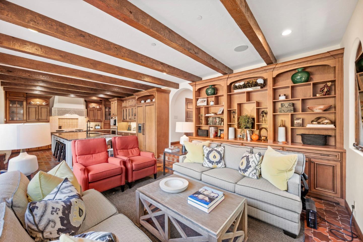 Detail Gallery Image 12 of 52 For 1208 Bernal Ave, Burlingame,  CA 94010 - 4 Beds | 5/1 Baths