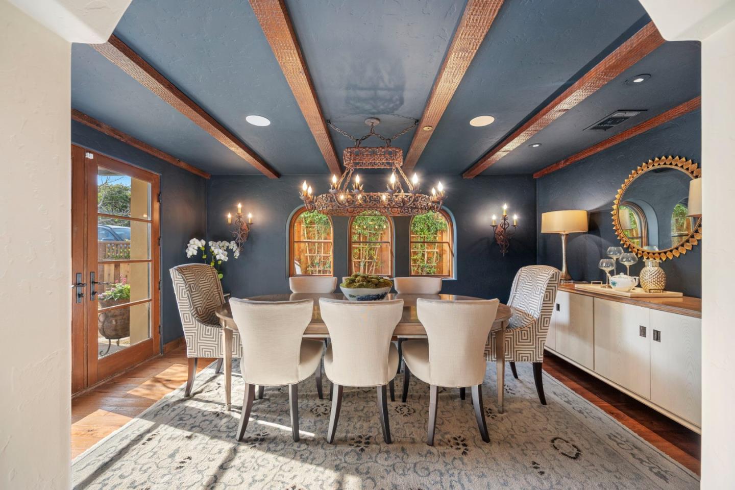 Detail Gallery Image 7 of 52 For 1208 Bernal Ave, Burlingame,  CA 94010 - 4 Beds | 5/1 Baths