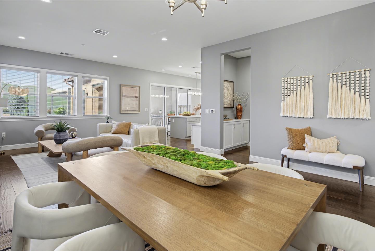 Detail Gallery Image 10 of 69 For 2829 Mount Dana Dr, Dublin,  CA 94568 - 4 Beds | 4/1 Baths