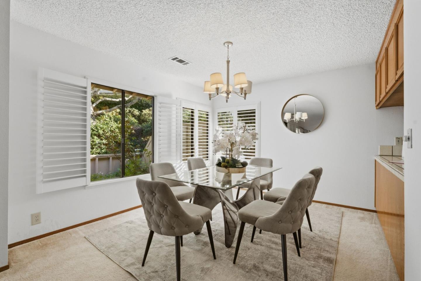 Detail Gallery Image 12 of 37 For 17 Azalea Ln, San Carlos,  CA 94070 - 2 Beds | 2 Baths