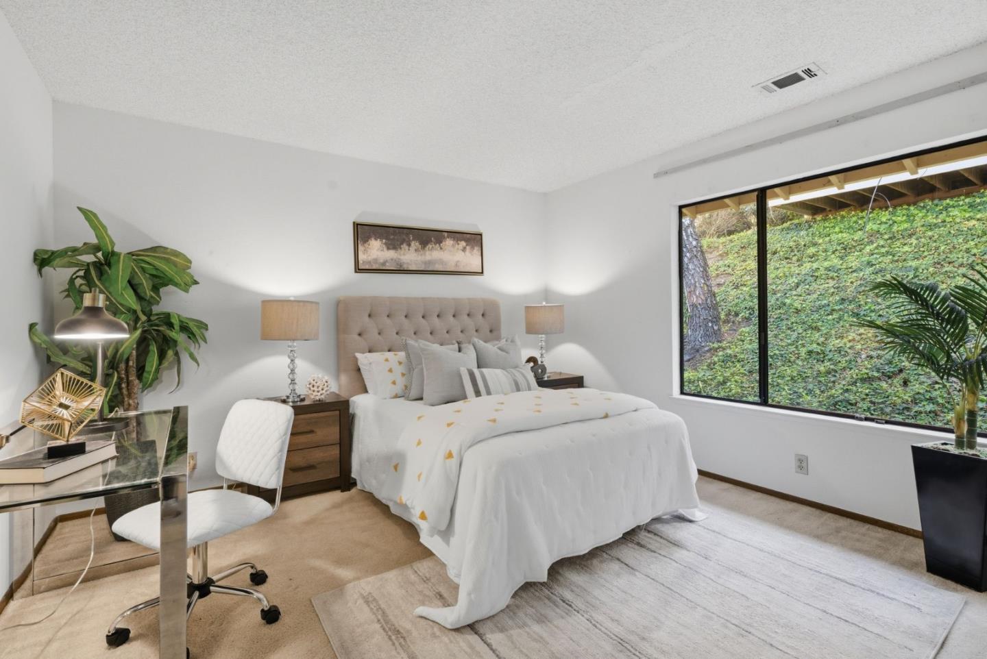 Detail Gallery Image 17 of 37 For 17 Azalea Ln, San Carlos,  CA 94070 - 2 Beds | 2 Baths