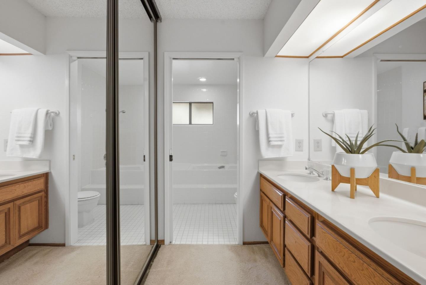 Detail Gallery Image 21 of 37 For 17 Azalea Ln, San Carlos,  CA 94070 - 2 Beds | 2 Baths