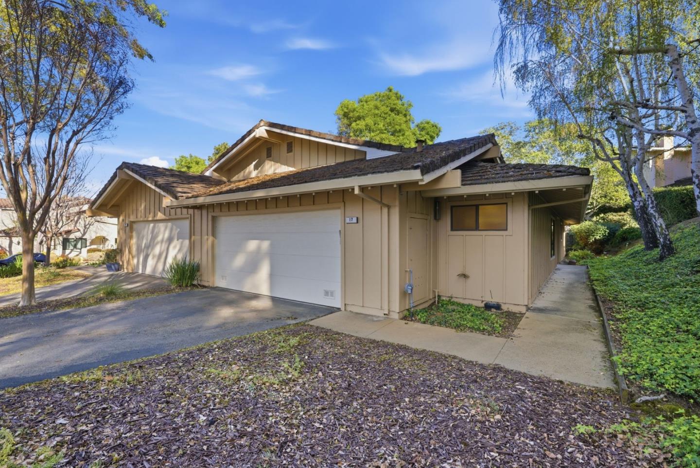 Detail Gallery Image 35 of 37 For 17 Azalea Ln, San Carlos,  CA 94070 - 2 Beds | 2 Baths