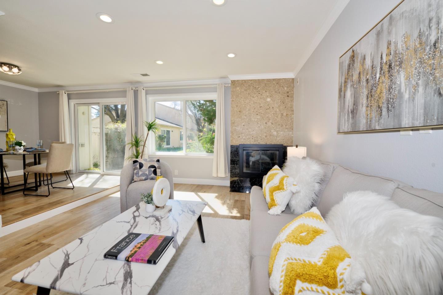 Detail Gallery Image 14 of 47 For 1048 Whitebick Dr, San Jose,  CA 95129 - 3 Beds | 2/1 Baths