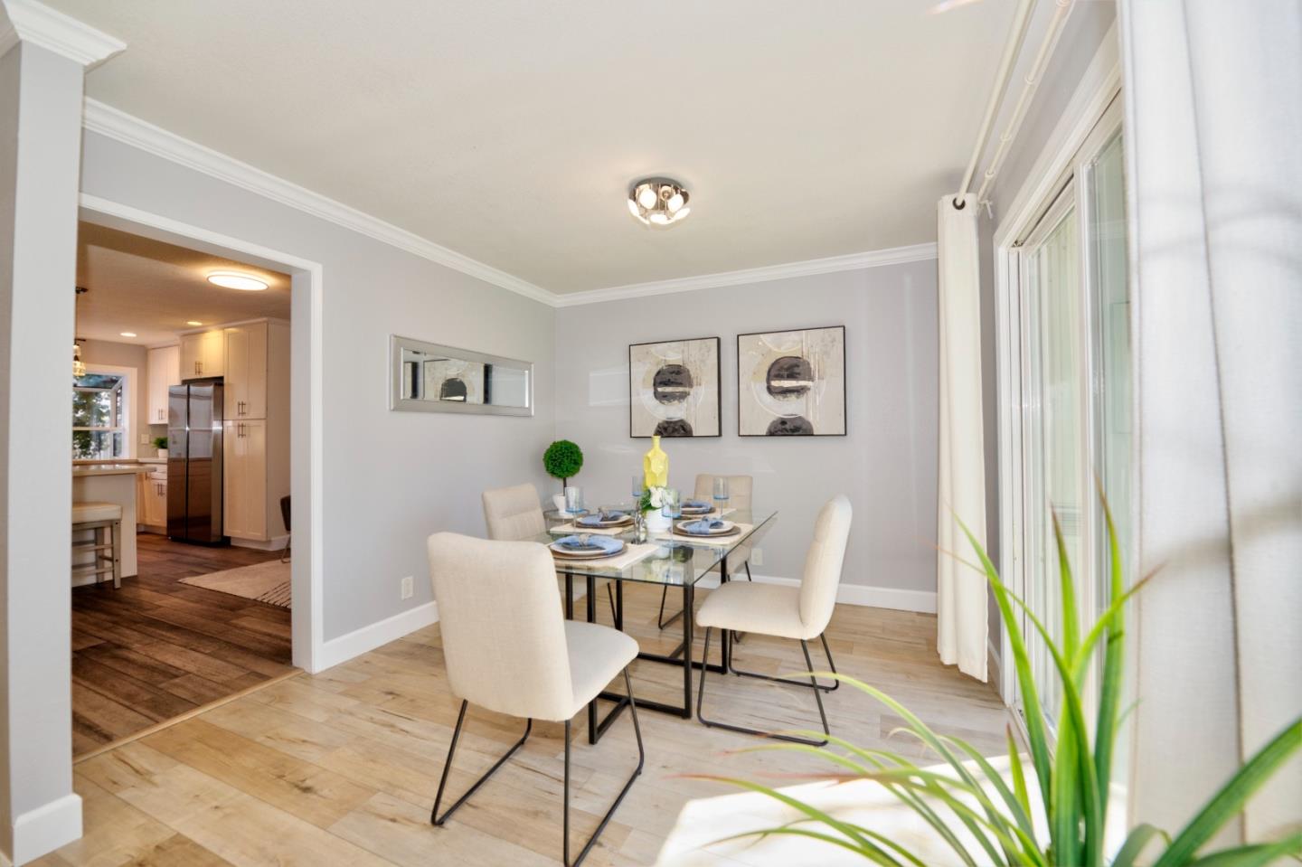 Detail Gallery Image 16 of 47 For 1048 Whitebick Dr, San Jose,  CA 95129 - 3 Beds | 2/1 Baths