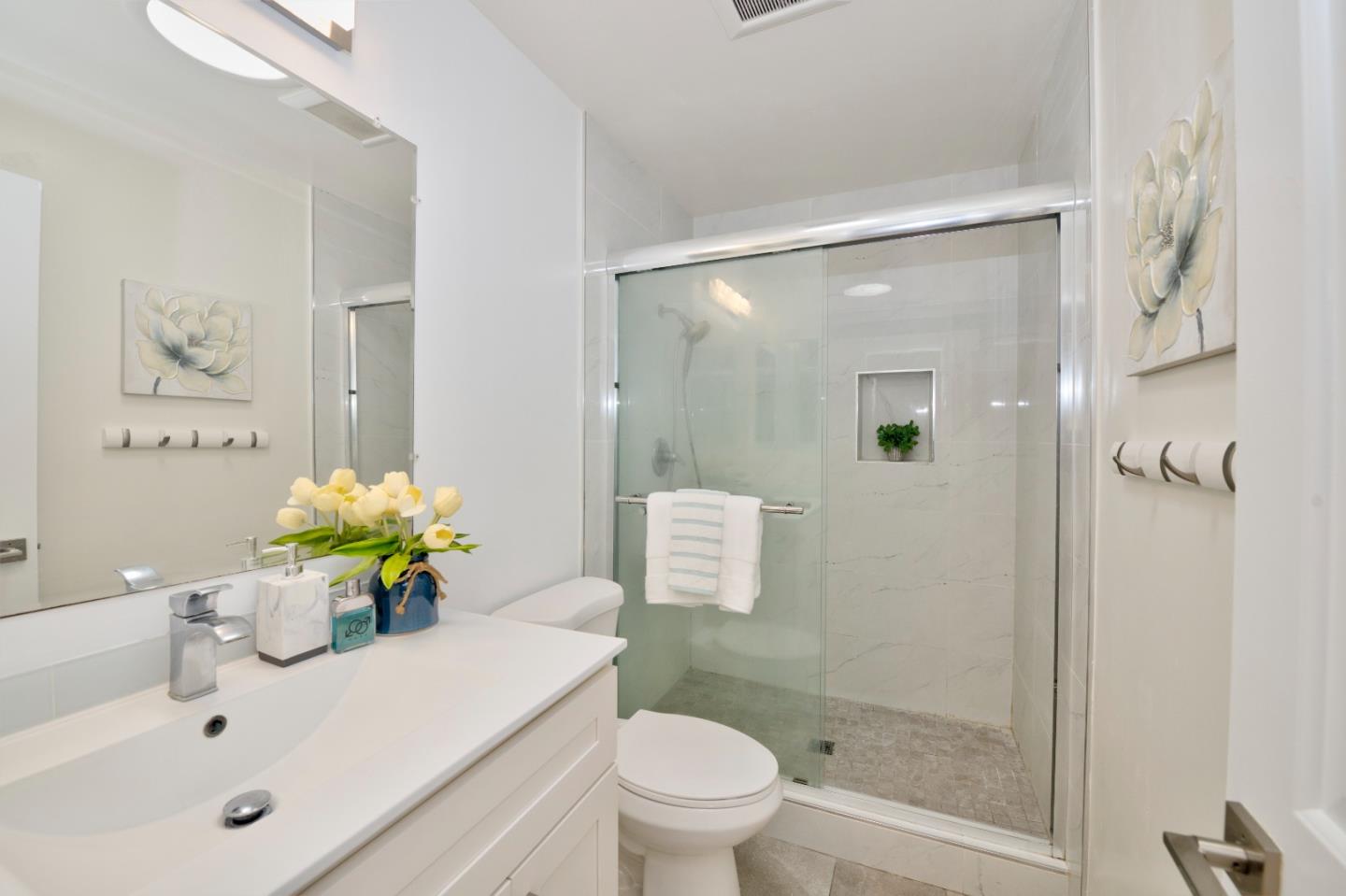 Detail Gallery Image 22 of 47 For 1048 Whitebick Dr, San Jose,  CA 95129 - 3 Beds | 2/1 Baths