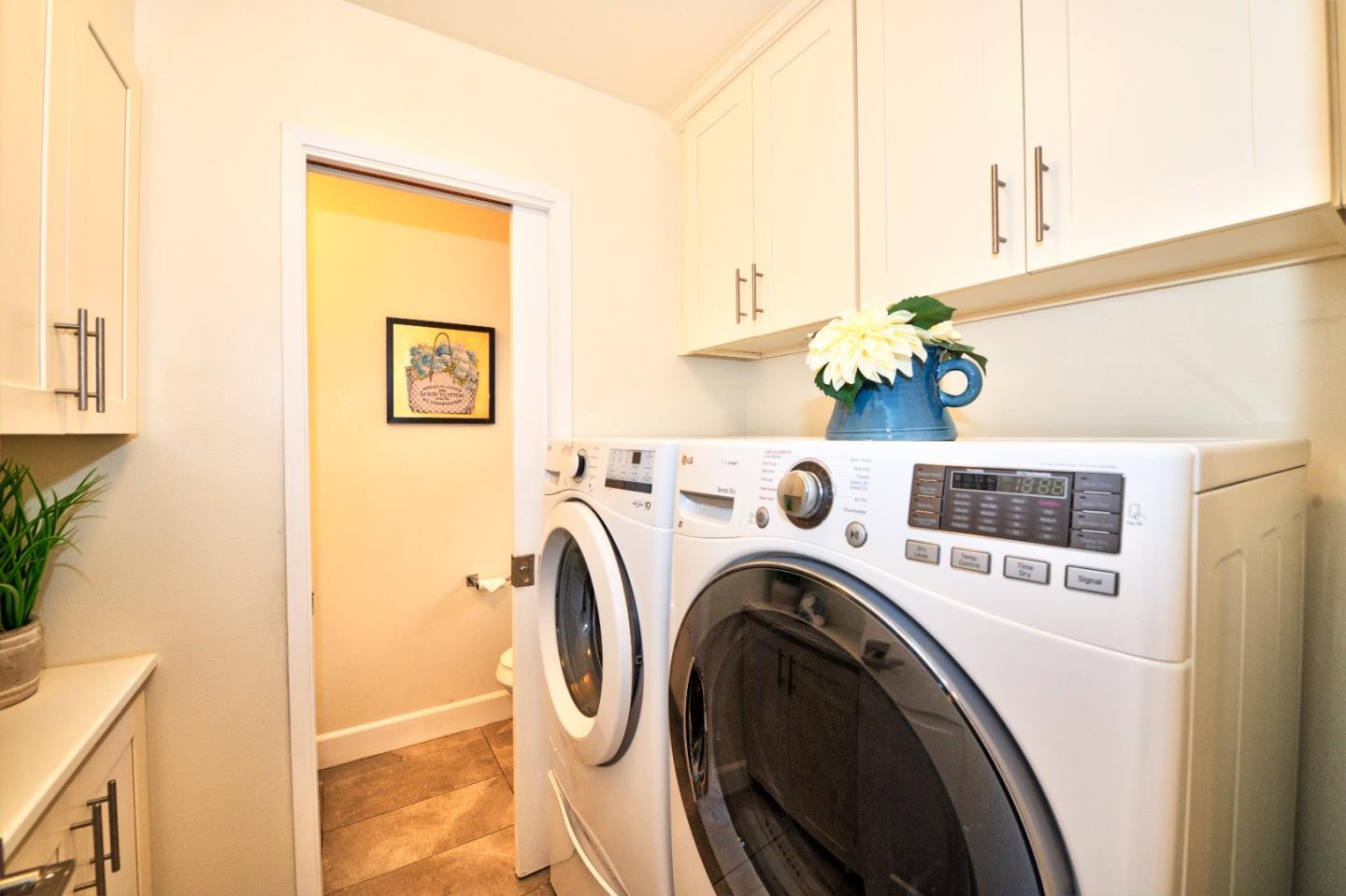 Detail Gallery Image 28 of 47 For 1048 Whitebick Dr, San Jose,  CA 95129 - 3 Beds | 2/1 Baths