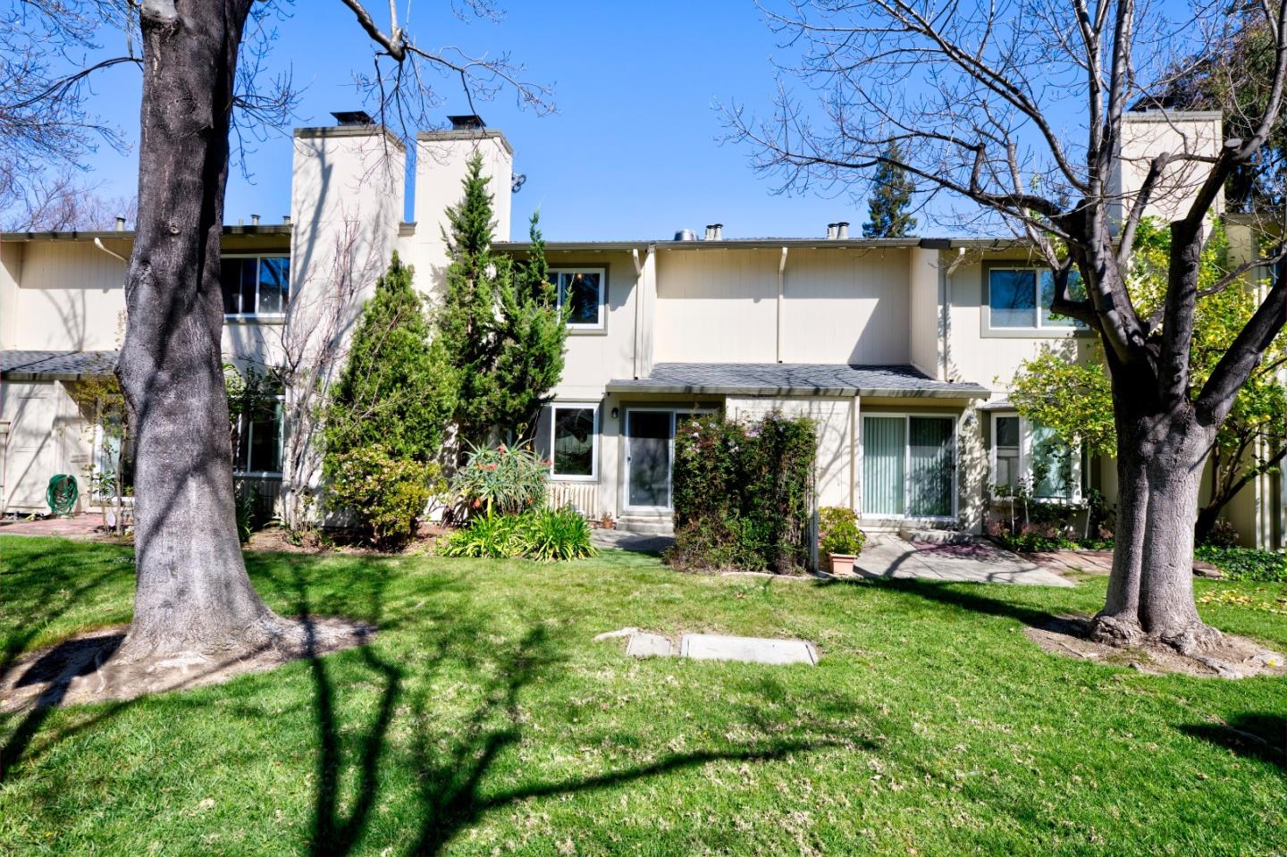 Detail Gallery Image 40 of 47 For 1048 Whitebick Dr, San Jose,  CA 95129 - 3 Beds | 2/1 Baths