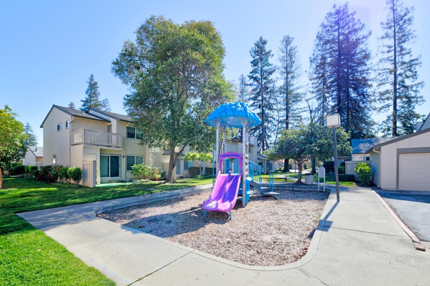 Detail Gallery Image 42 of 47 For 1048 Whitebick Dr, San Jose,  CA 95129 - 3 Beds | 2/1 Baths