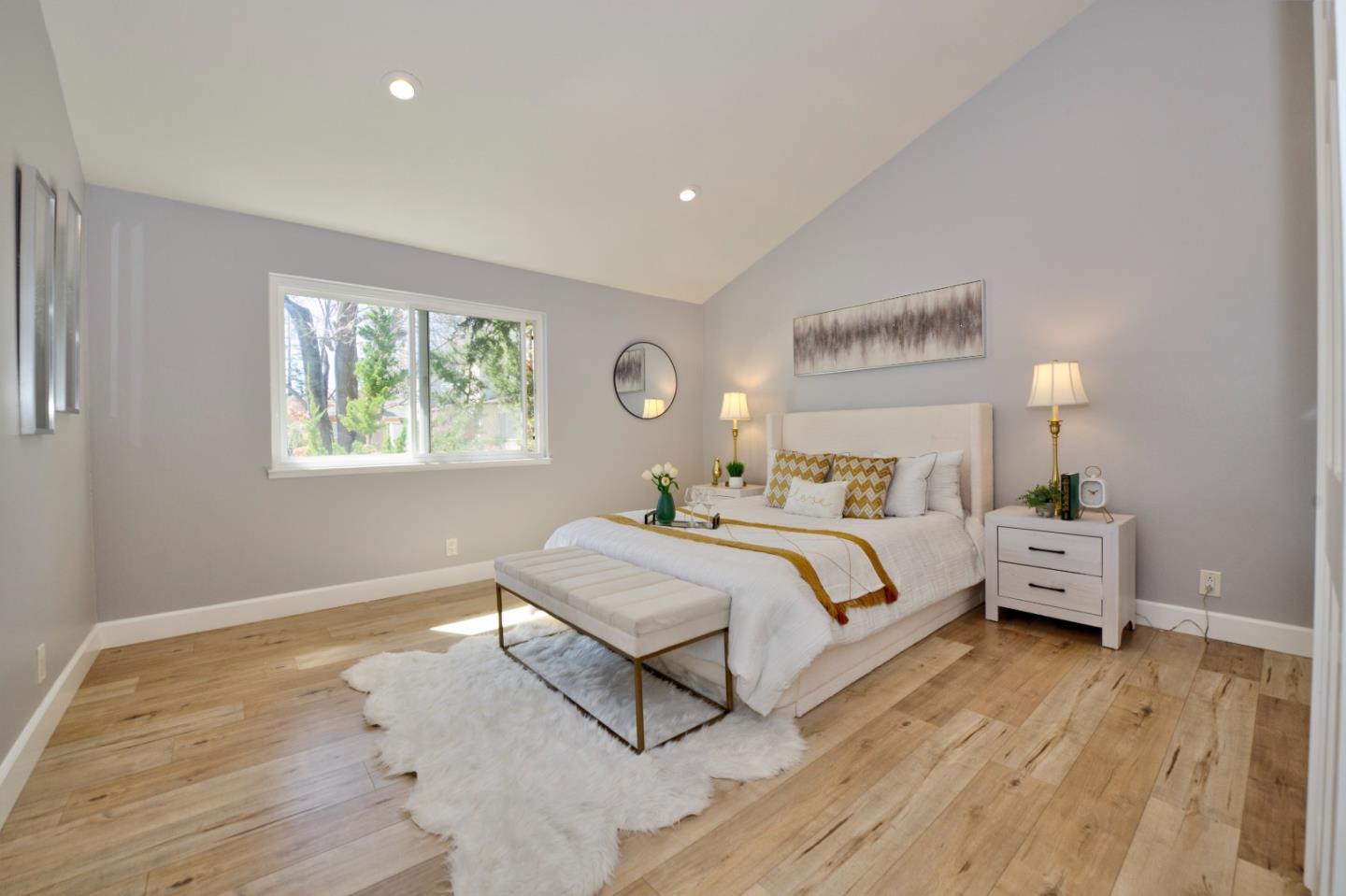 Detail Gallery Image 5 of 47 For 1048 Whitebick Dr, San Jose,  CA 95129 - 3 Beds | 2/1 Baths