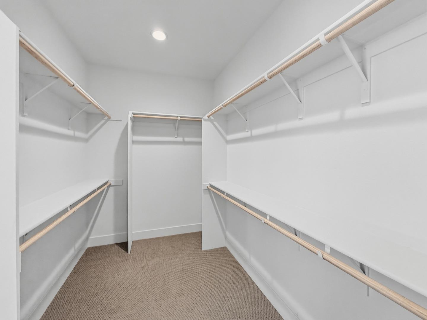 Detail Gallery Image 25 of 46 For 282 Wharf Terrace Cir, Marina,  CA 93933 - 3 Beds | 2/1 Baths