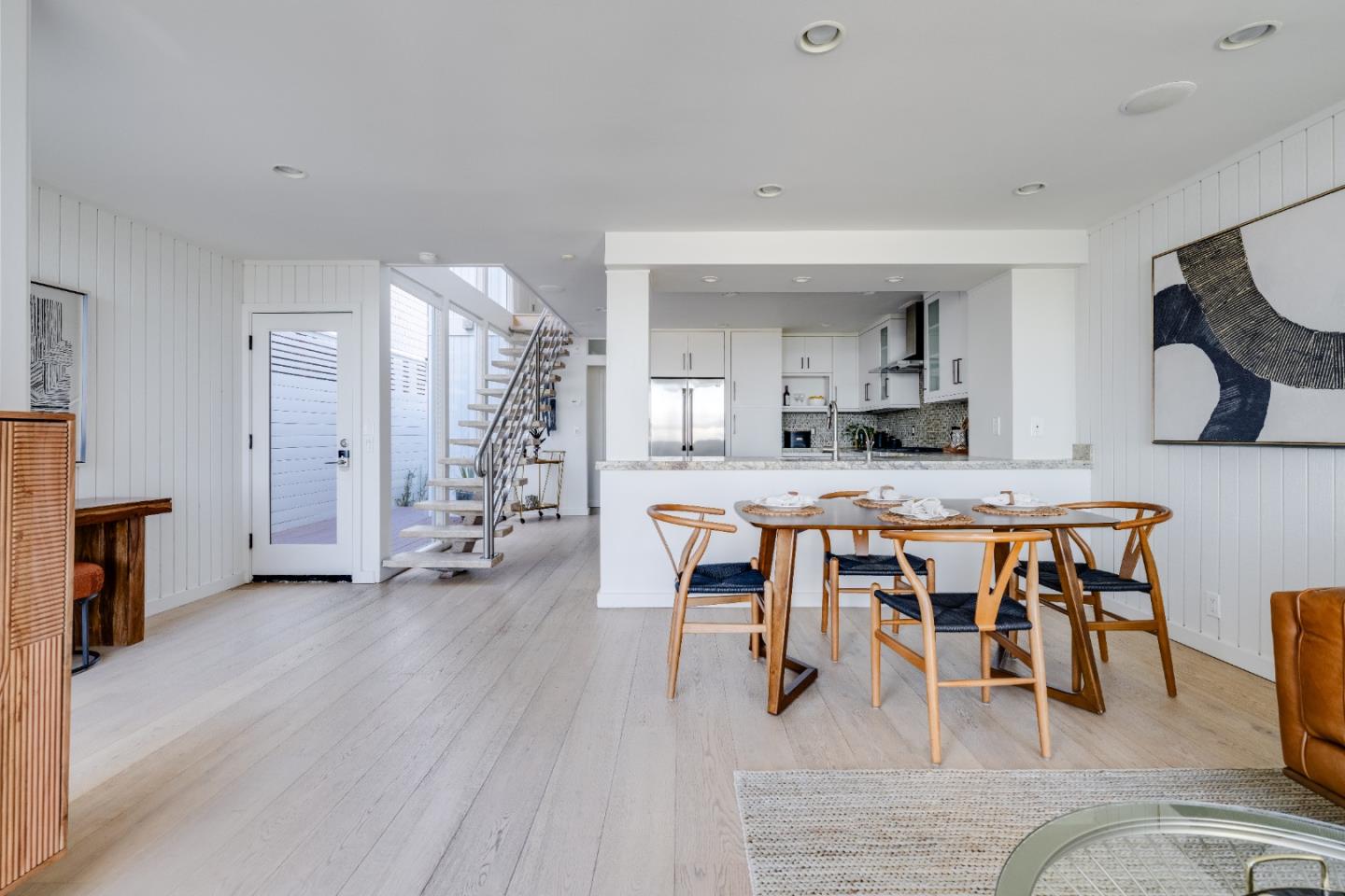 Detail Gallery Image 15 of 62 For 9 Rockview Dr, Santa Cruz,  CA 95062 - 4 Beds | 3 Baths