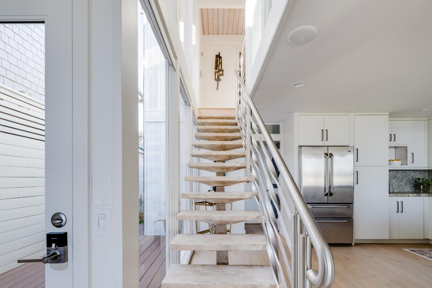 Detail Gallery Image 29 of 62 For 9 Rockview Dr, Santa Cruz,  CA 95062 - 4 Beds | 3 Baths