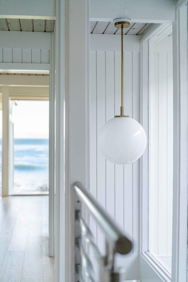 Detail Gallery Image 31 of 62 For 9 Rockview Dr, Santa Cruz,  CA 95062 - 4 Beds | 3 Baths