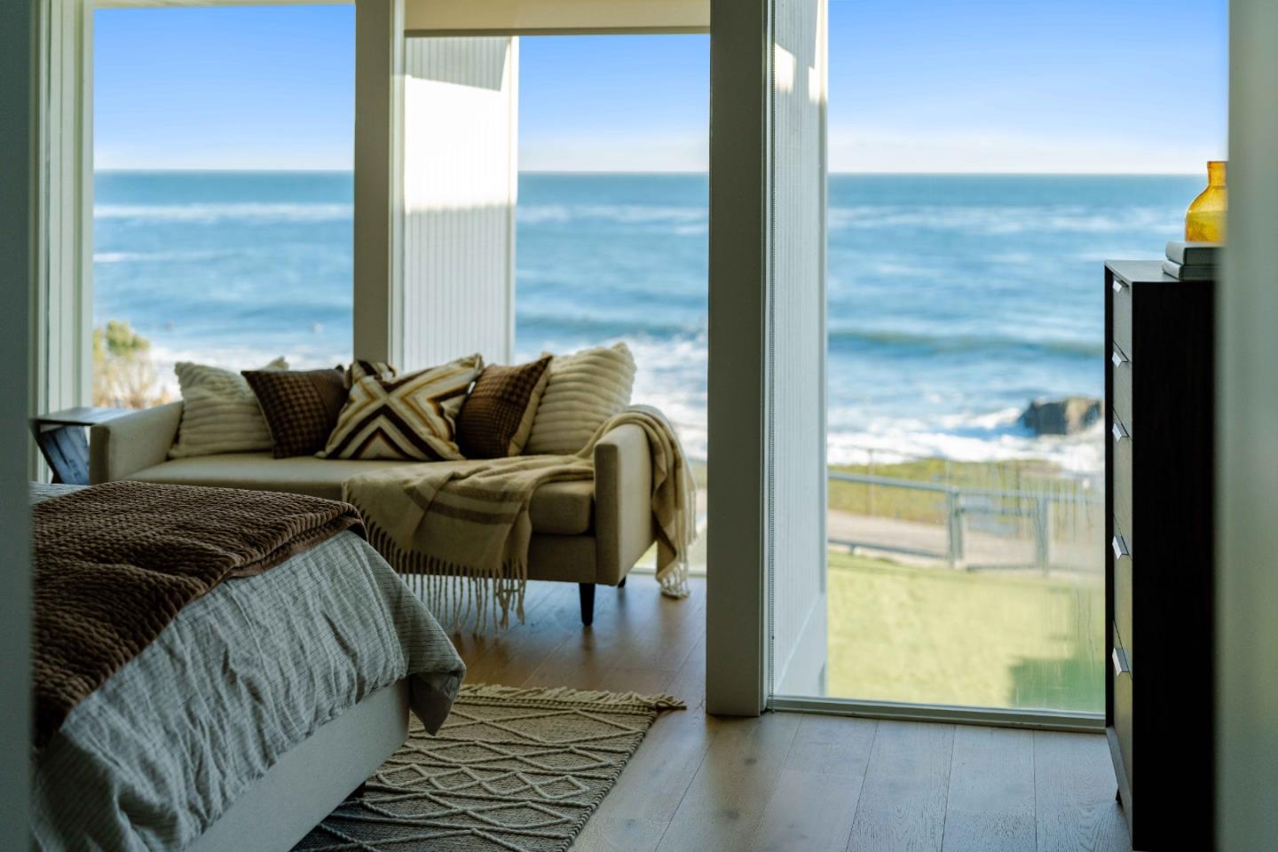 Detail Gallery Image 38 of 62 For 9 Rockview Dr, Santa Cruz,  CA 95062 - 4 Beds | 3 Baths