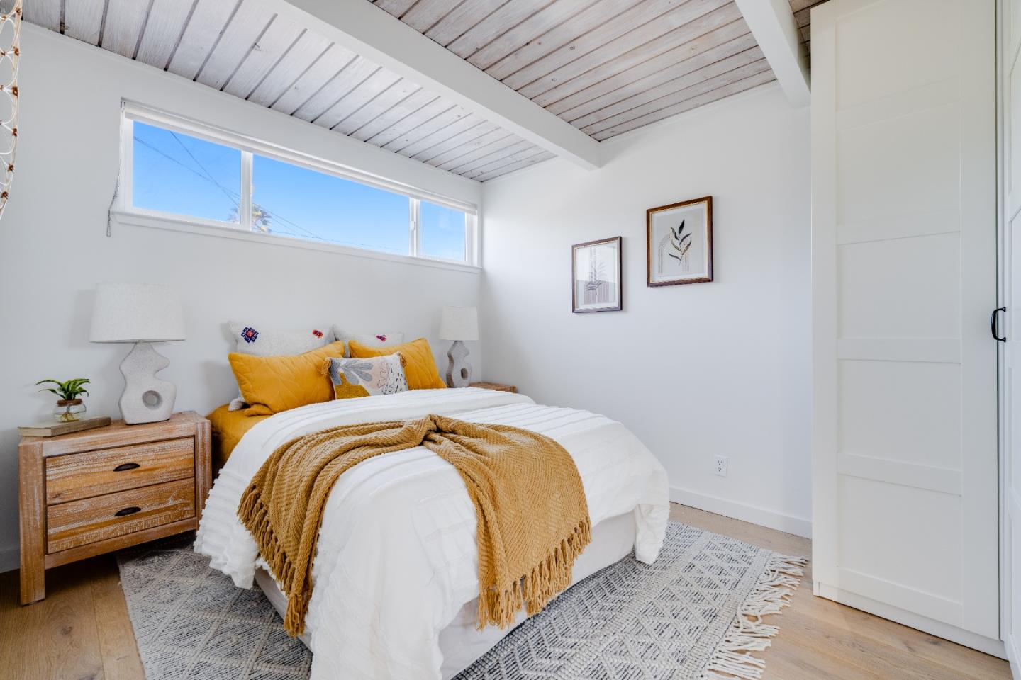 Detail Gallery Image 45 of 62 For 9 Rockview Dr, Santa Cruz,  CA 95062 - 4 Beds | 3 Baths