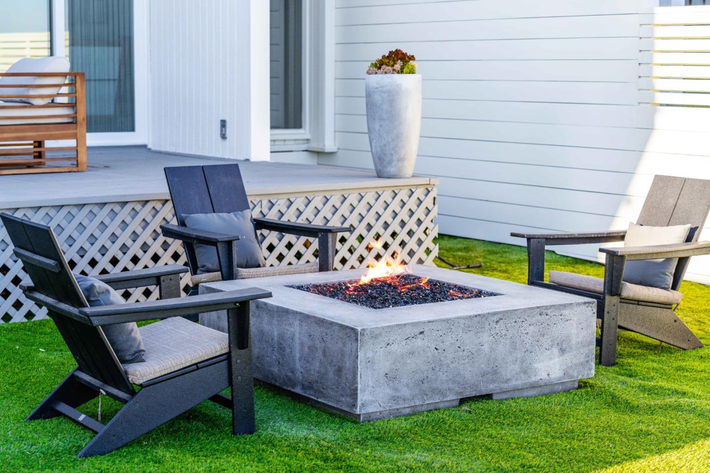 Detail Gallery Image 52 of 62 For 9 Rockview Dr, Santa Cruz,  CA 95062 - 4 Beds | 3 Baths