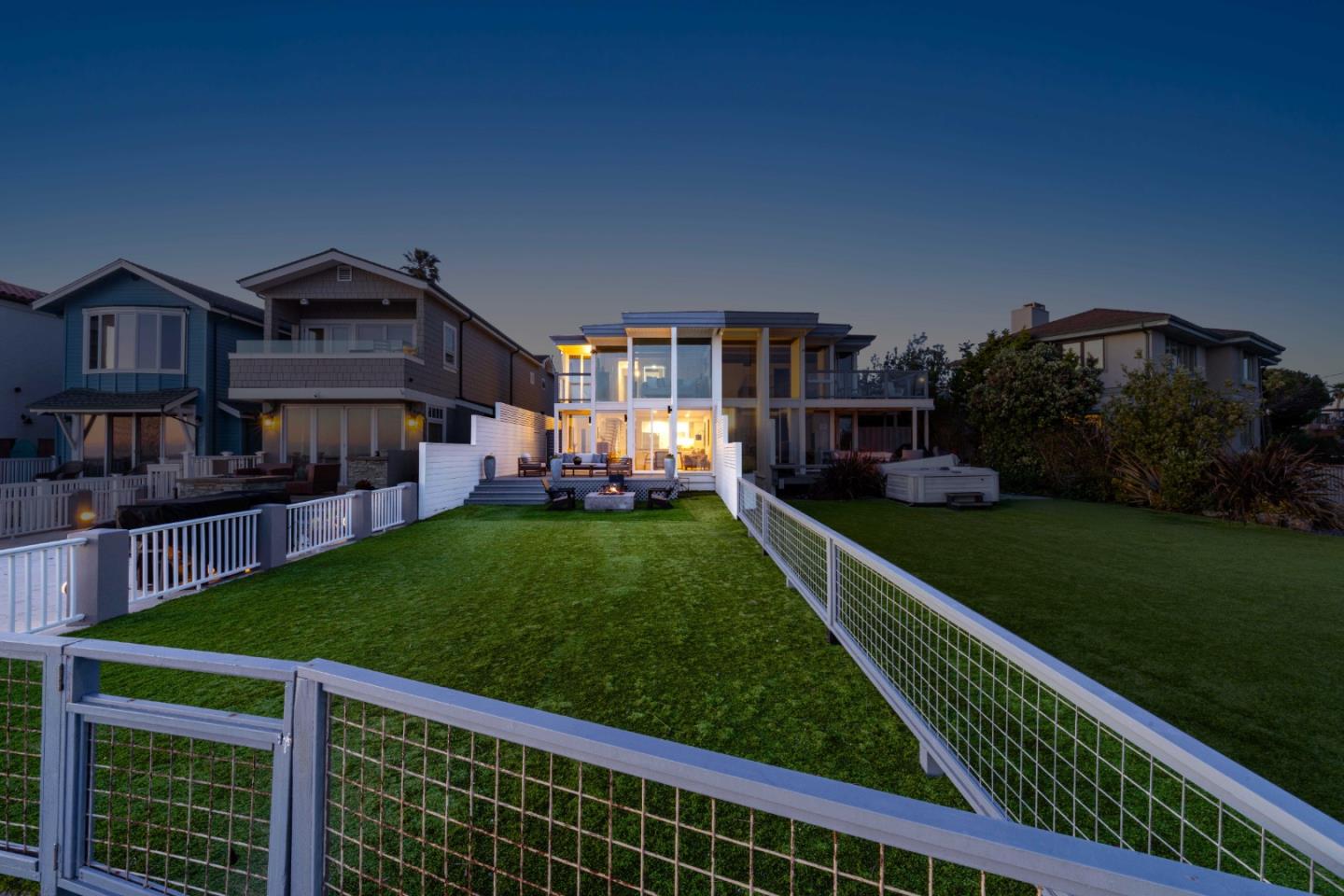 Detail Gallery Image 57 of 62 For 9 Rockview Dr, Santa Cruz,  CA 95062 - 4 Beds | 3 Baths