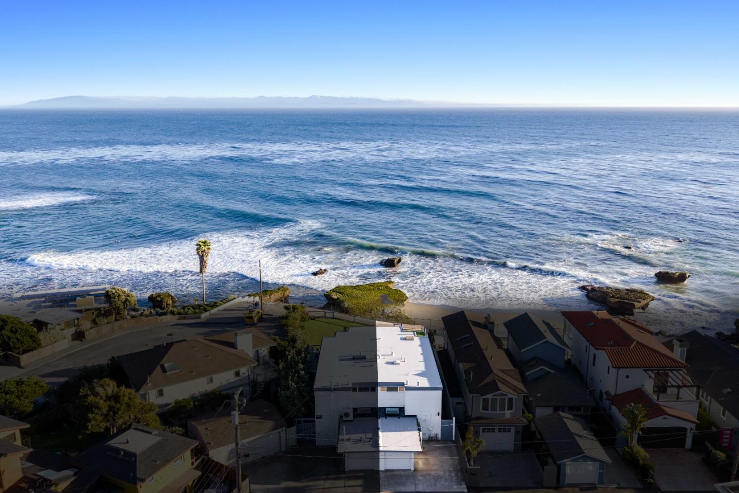 Detail Gallery Image 58 of 62 For 9 Rockview Dr, Santa Cruz,  CA 95062 - 4 Beds | 3 Baths