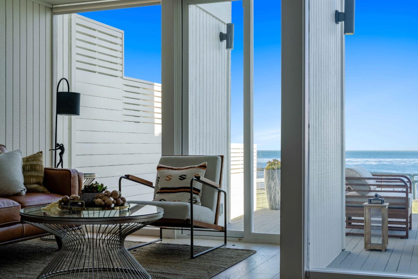 Detail Gallery Image 8 of 62 For 9 Rockview Dr, Santa Cruz,  CA 95062 - 4 Beds | 3 Baths