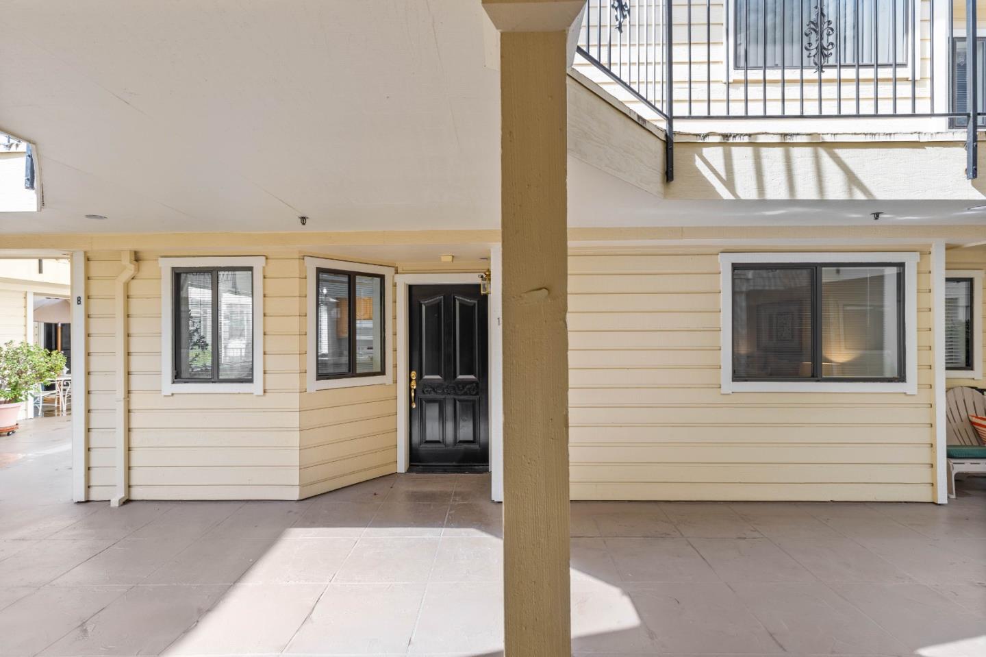 Detail Gallery Image 3 of 42 For 576 W Parr Ave #1,  Los Gatos,  CA 95032 - 2 Beds | 1 Baths