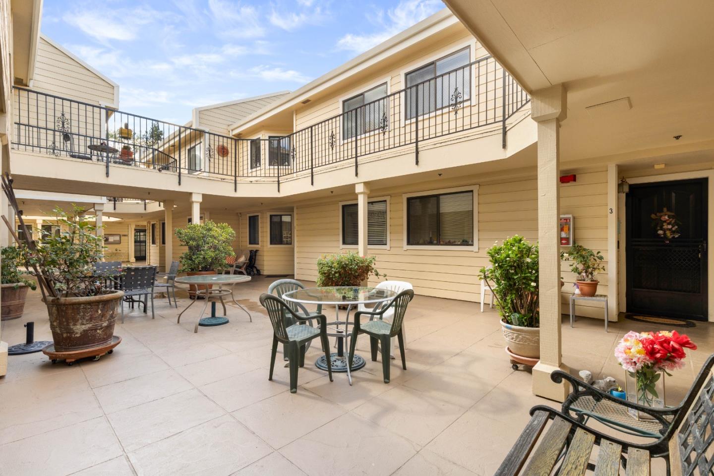 Detail Gallery Image 34 of 42 For 576 W Parr Ave #1,  Los Gatos,  CA 95032 - 2 Beds | 1 Baths
