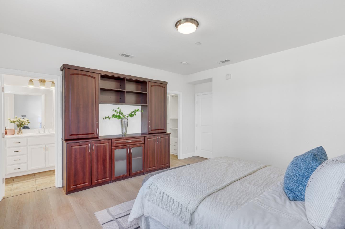 Detail Gallery Image 17 of 35 For 36083 Soapberry Cmn #12,  Fremont,  CA 94536 - 3 Beds | 2/1 Baths