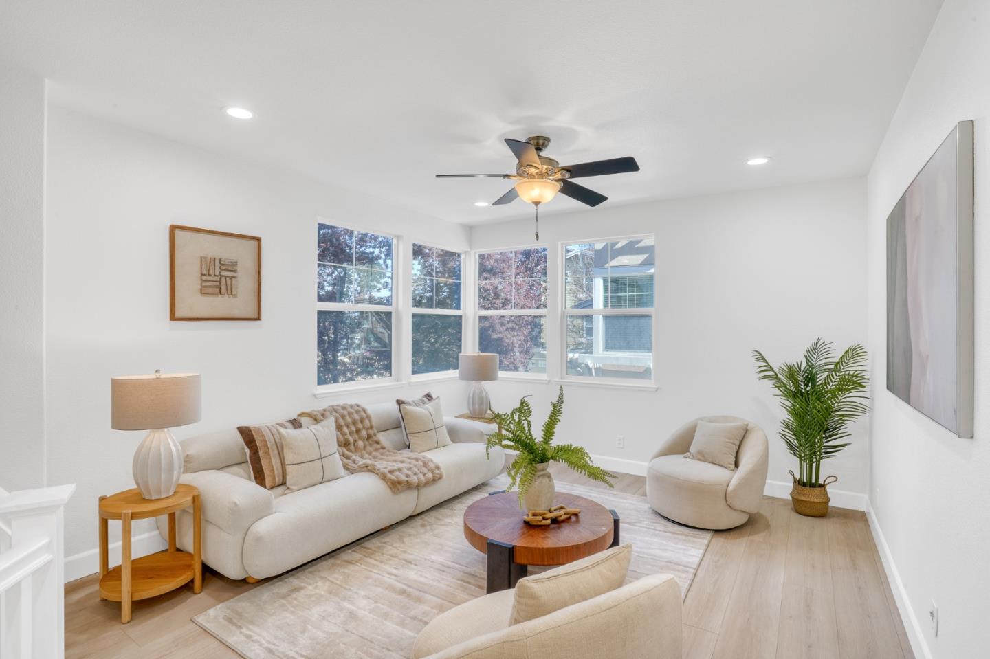 Detail Gallery Image 3 of 35 For 36083 Soapberry Cmn #12,  Fremont,  CA 94536 - 3 Beds | 2/1 Baths