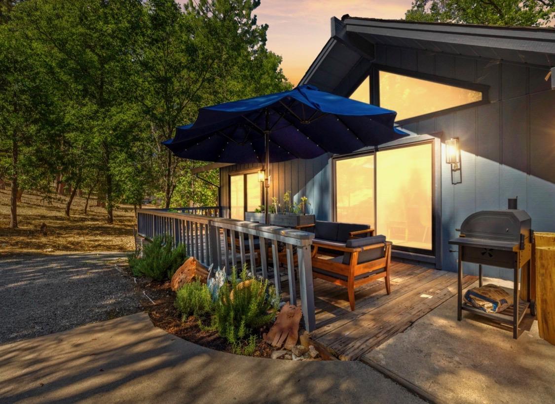 Detail Gallery Image 14 of 22 For 19271 Pine Mountain Dr, Groveland,  CA 95321 - 3 Beds | 2 Baths