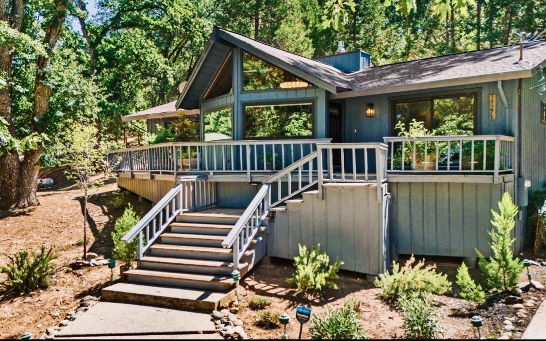 Detail Gallery Image 18 of 22 For 19271 Pine Mountain Dr, Groveland,  CA 95321 - 3 Beds | 2 Baths