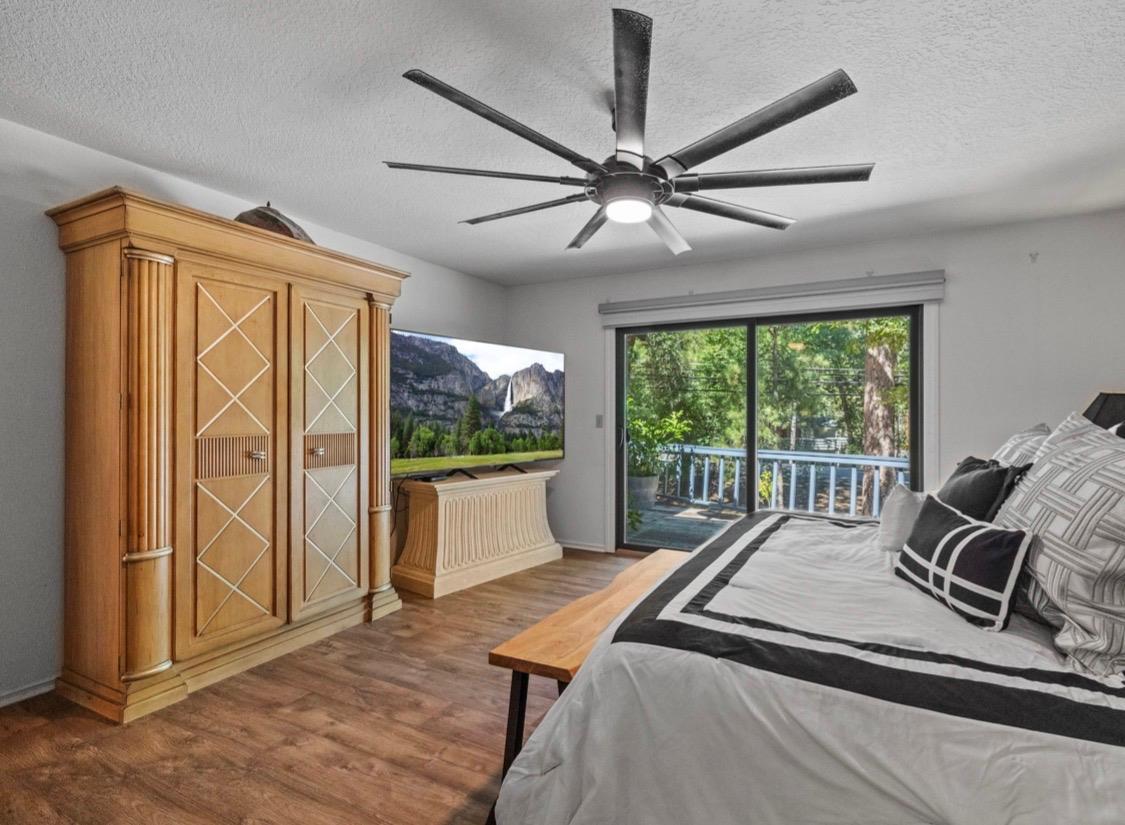 Detail Gallery Image 7 of 22 For 19271 Pine Mountain Dr, Groveland,  CA 95321 - 3 Beds | 2 Baths